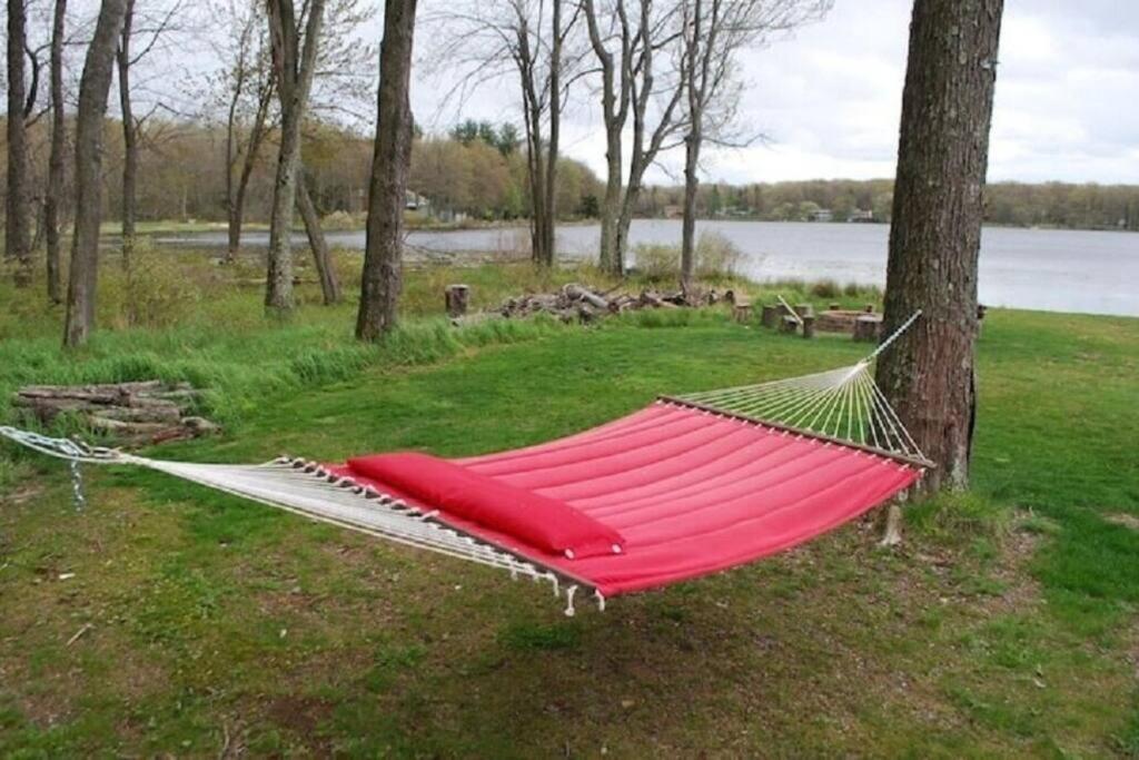 Hideaway - Lakehouse/spa/dock/ Casa de Férias